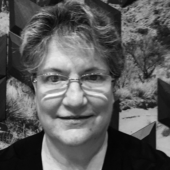 Meet your Posher, Sandra - Picture 3 of 4